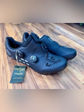 Strata Flat Pedal Cycling Shoe Men’s - Black, Size 44